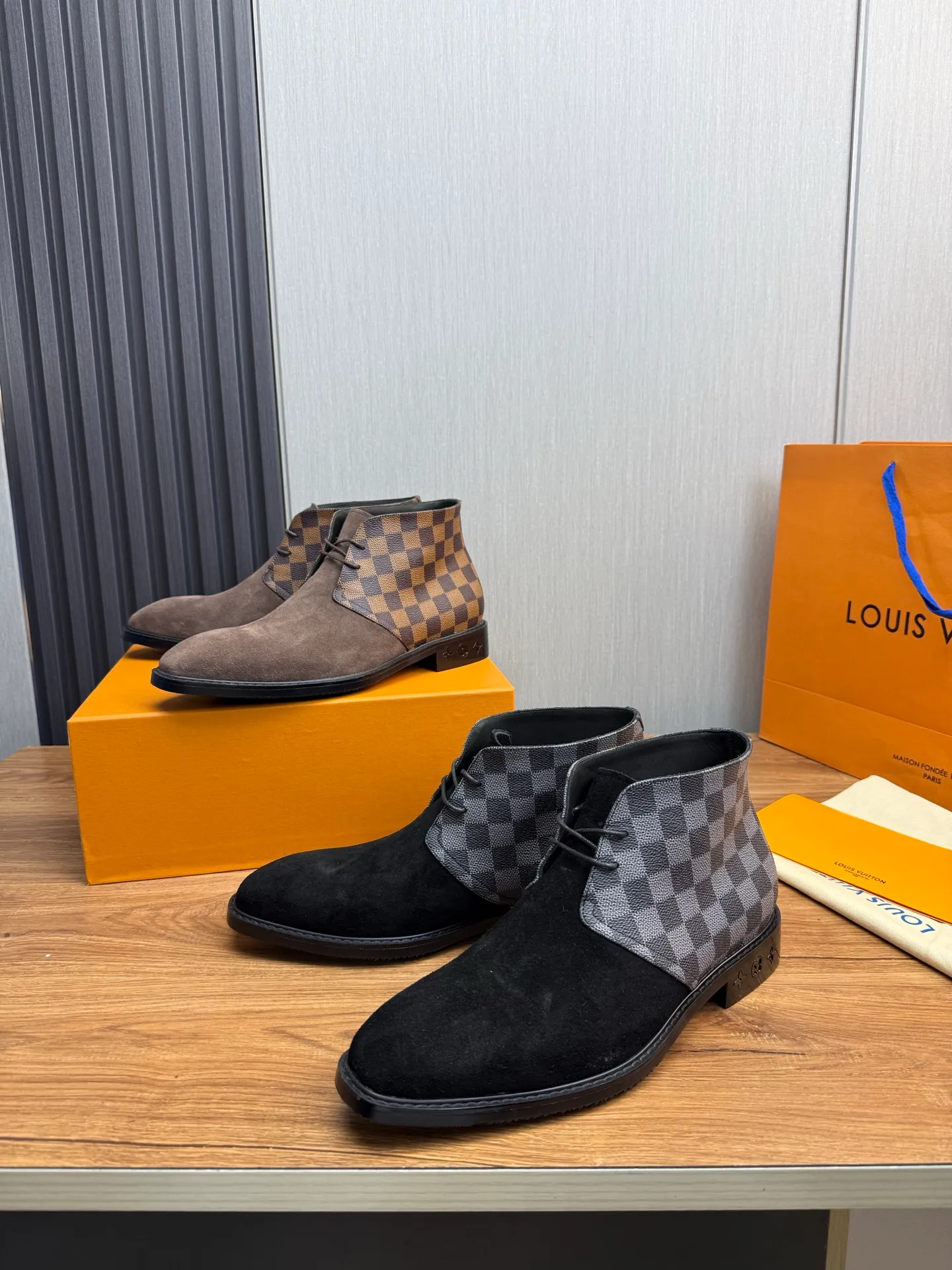 Men's shoes 💰760💰 LV. - Men's business casual leather shoes, top quality cow products. 1:1 shipment ⬆️Luxury and noble 👞All imported original brand leather materials, just to create a more comfortable wearing experience, upper: original cowhide ➕Imported full cow lining, original outsole ✔️16-45 (38.45 non-returnable)